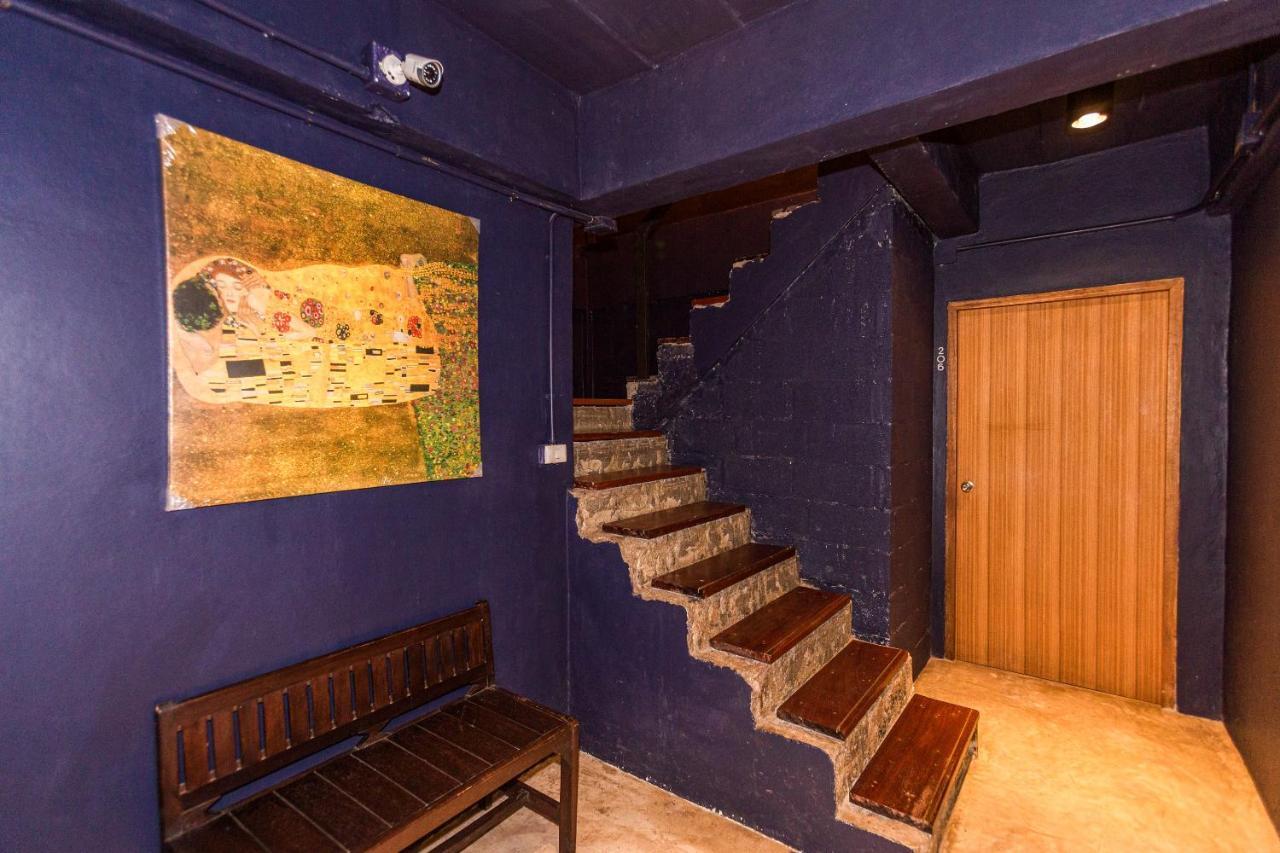 Oyo 435 Frame Residence Phuket Buitenkant foto