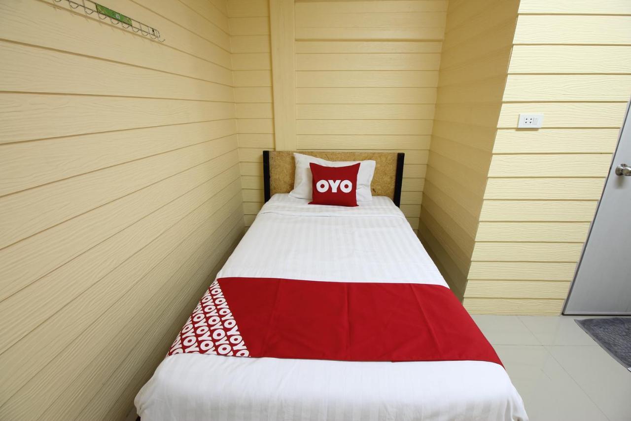 Oyo 435 Frame Residence Phuket Buitenkant foto